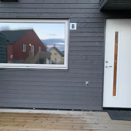 Hybelleilighet Med Eget Bad Tromso Exterior photo
